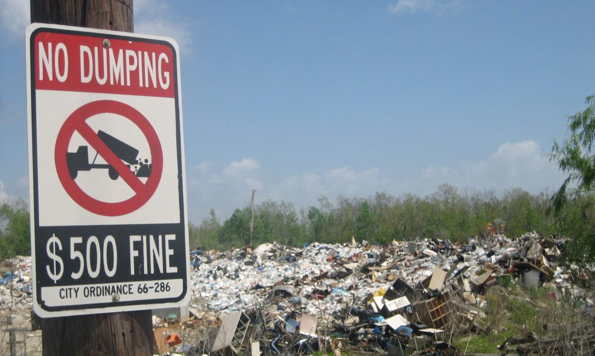 illegal dumping indianapolis sign